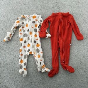 Spearmint love & Posh Peanut onesies 0-3M - Orange Pumpkin Print & Rust